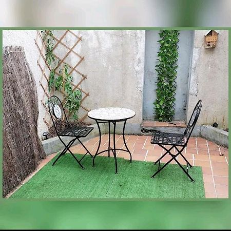 Charmant Deux Pieces Dans Le Vieux Montluçon Exteriér fotografie